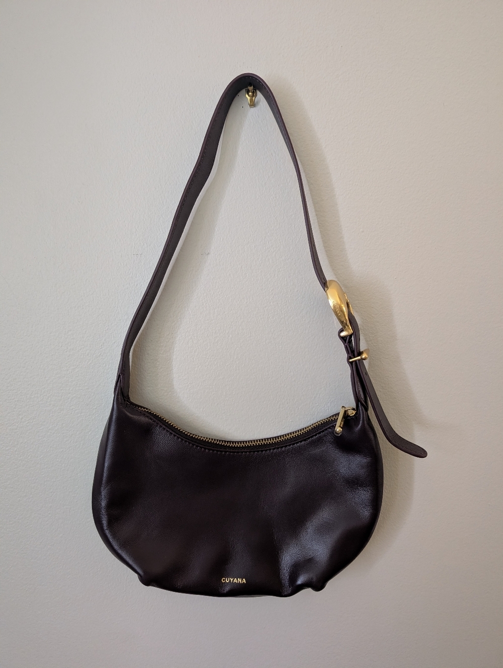 Cuyana Deep Plum Shoulder Bag - Picture 2 of 4